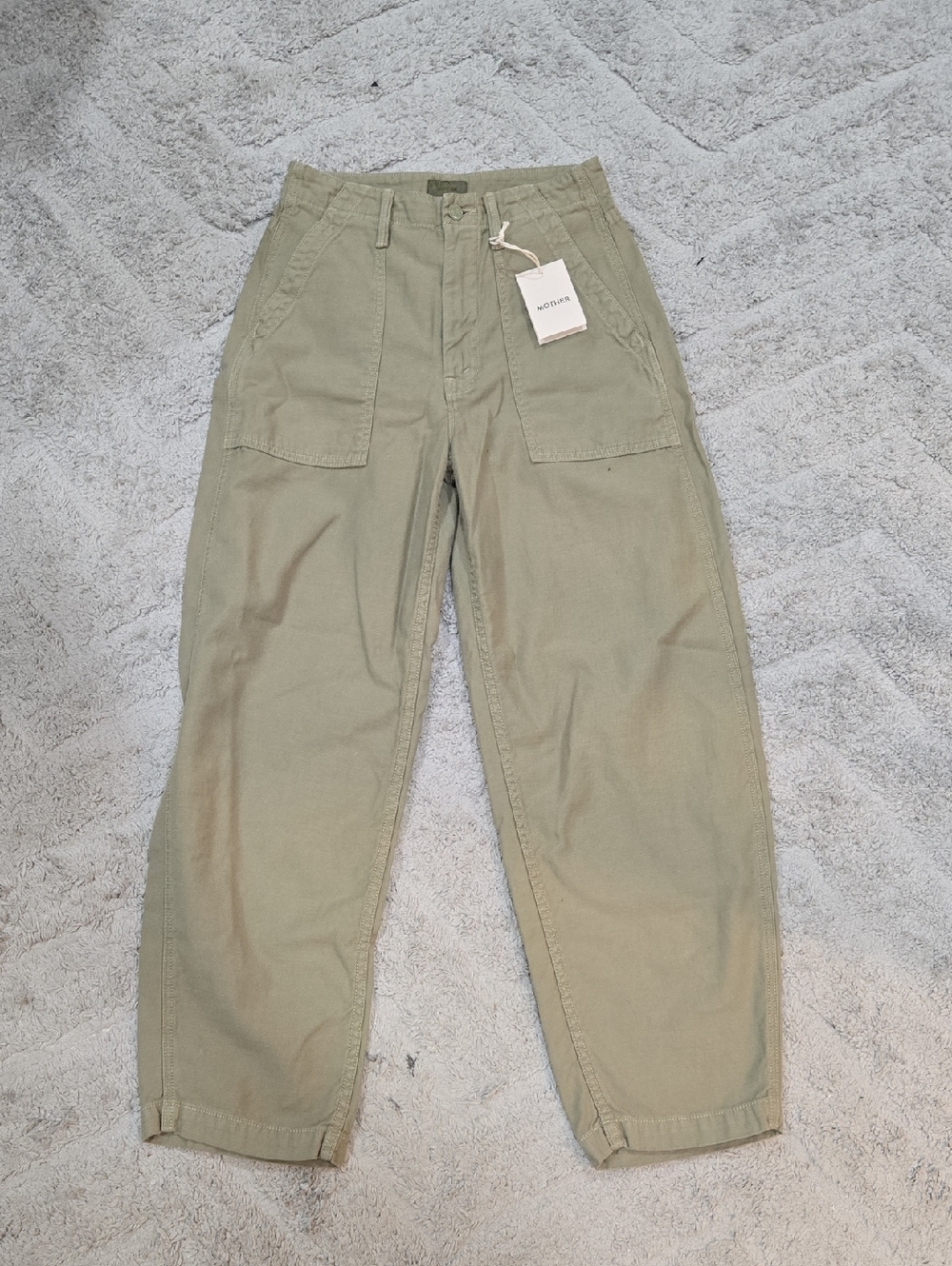 NEW! MOTHER KHAKI PANT